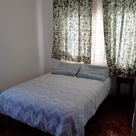 Pension El Alamo * Αβιλές