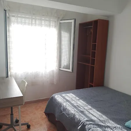 Pension El Alamo * Авила
